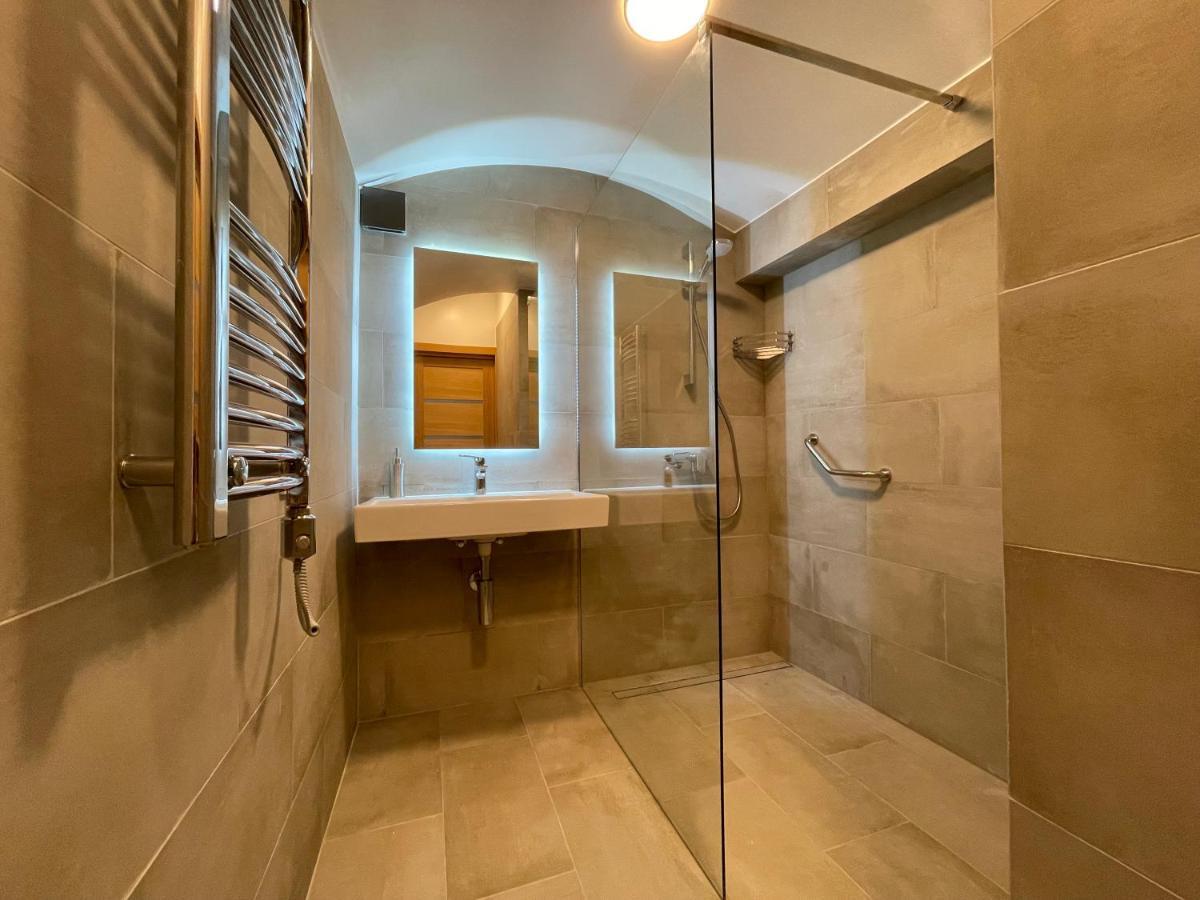 Modern Guest House In City Center I Room 1 Вилнюс Екстериор снимка